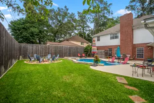 6614 Seinfeld Ct, Houston, TX 77069 - Photo 2