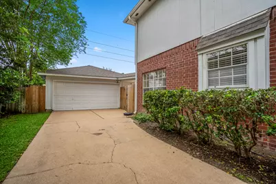 6614 Seinfeld Court, Houston, TX 77069 - Photo 38
