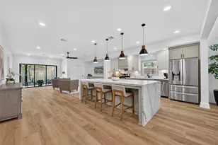 906 Eleanor St, Houston, TX 77009 - Photo 10