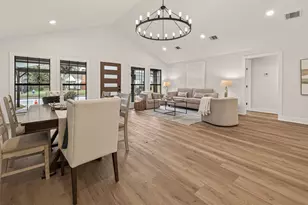 906 Eleanor St, Houston, TX 77009 - Photo 10