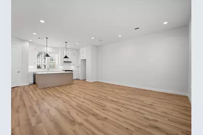 2708 Grand Fountains Drive #C, Houston, TX 77054 - Photo 14