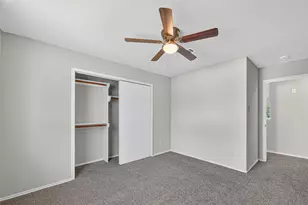 7926 Sundance Ct, Baytown, TX 77521 - Photo 18