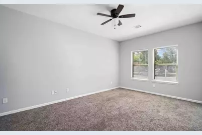 5101 Southwind Street, Houston, TX 77033 - Photo 6