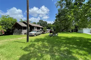408 Bay Oaks Dr, La Porte, TX 77571 - Photo 4