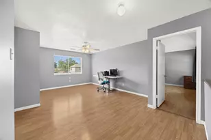 8427 Battleoak Dr, Houston, TX 77040 - Photo 14