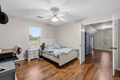 6310 Wildlife Way, Baytown, TX 77523 - Photo 16