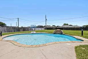 6310 Wild Life Way, Baytown, TX 77523 - Photo 4