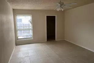 2142 Greenbriar Colony Dr, Houston, TX 77032 - Photo 12
