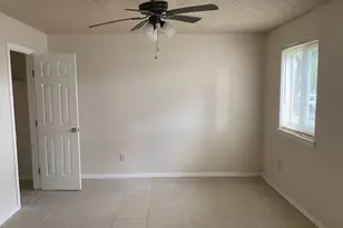 2142 Greenbriar Colony Dr, Houston, TX 77032 - Photo 10