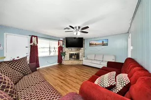 12503 Millbanks Dr, Houston, TX 77031 - Photo 8