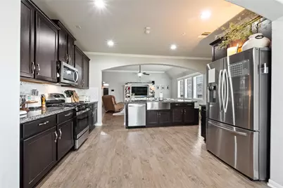 221 Gigi Place, Alvin, TX 77511 - Photo 18