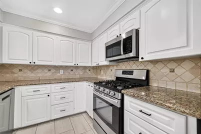 5714 Innsbruck Street, Bellaire, TX 77401 - Photo 22