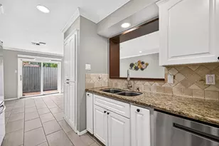 5714 Innsbruck St, Bellaire, TX 77401 - Photo 24