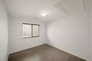 2910 Halcyon Time Trail, Houston, TX 77045 - Photo 8