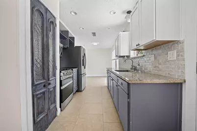 2003 Richvale Lane, Houston, TX 77062 - Photo 10