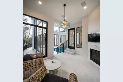 10663 Memorial Drive, Houston, TX 77024 - Photo 18
