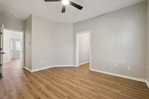 15415 Rocky Oak Ct, Houston, TX 77059 - Photo 32
