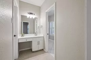 15415 Rocky Oak Ct, Houston, TX 77059 - Photo 40