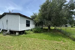 809 Campbell Rd, Eagle Lake, TX 77434 - Photo 4