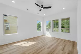 733 S Carroll St, La Porte, TX 77571 - Photo 14