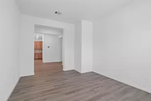 3638 Overton Ln, Conroe, TX 77304 - Photo 10