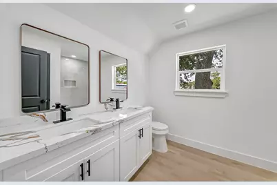 10511 Sagepine Lane, Houston, TX 77089 - Photo 12