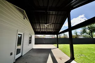 10610 Fleming Dr, Houston, TX 77013 - Photo 30