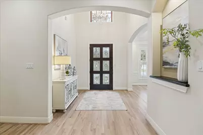 849 Jaquet Drive, Bellaire, TX 77401 - Photo 2