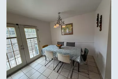 2110 Wilcrest Drive #101, Houston, TX 77042 - Photo 6