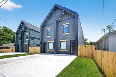 7836 Nashville St Unit A/B Street, Houston, TX 77028 - Photo 2
