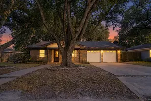 2728 Encino Ave, Bay City, TX 77414 - Photo 1