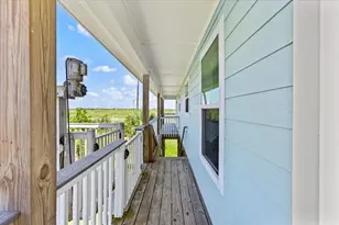 3902 Pirates Beach Ct, Galveston, TX 77554 - Photo 8