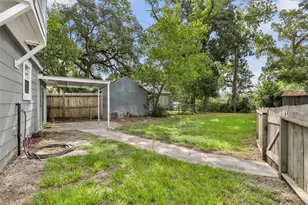 2310 Centennial St, Liberty, TX 77575 - Photo 4