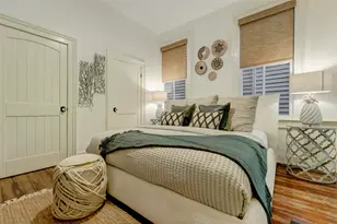 1711 Winnie St, Galveston, TX 77550 - Photo 12