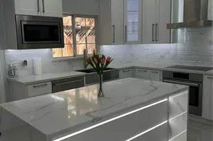 840 Threadneedle St, Houston, TX 77079 - Photo 6