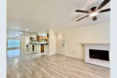 2120 Wilcrest Drive #121, Houston, TX 77042 - Photo 8