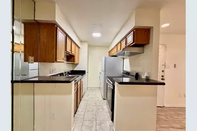 2120 Wilcrest Drive #121, Houston, TX 77042 - Photo 14