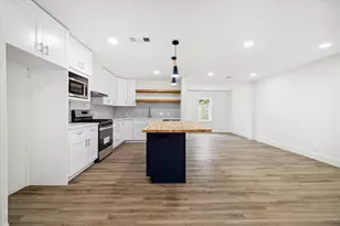 9319 Carousel Ln, Houston, TX 77080 - Photo 14