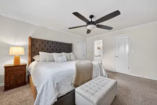2306 Bunton Dr, El Campo, TX 77437 - Photo 2