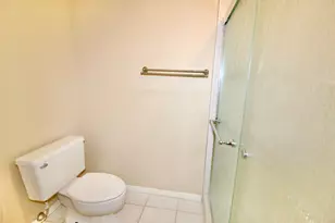 5916 Woodway Place Ct, Houston, TX 77057 - Photo 8