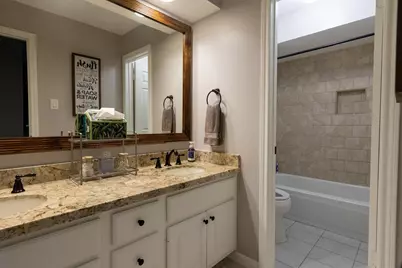 19 Featherfall Pl, The Woodlands, TX 77381 - Photo 14