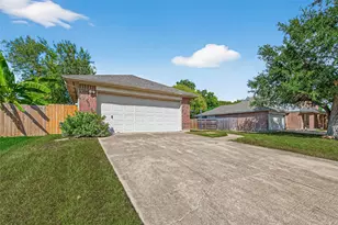 18402 Willow Moss Dr, Katy, TX 77449 - Photo 2