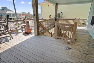 957 S Cove, Crystal Beach, TX 77650 - Photo 28