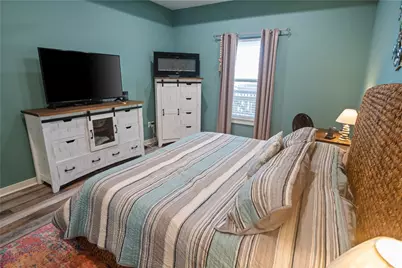 957 S Cove, Crystal Beach, TX 77650 - Photo 22