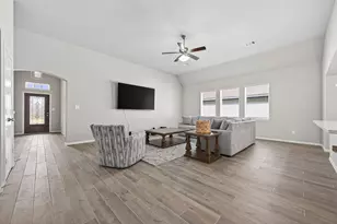 11676 Whirlaway Dr, Willis, TX 77318 - Photo 10