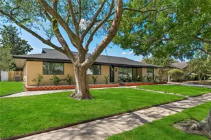 5751 Jason St, Houston, TX 77096 - Photo 2