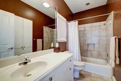 13243 Binnacle Way, Galveston, TX 77554 - Photo 20