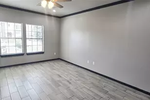 8121 Claiborne St, Houston, TX 77078 - Photo 6