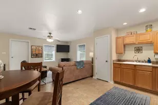 1072 Papenberg Ln, Columbus, TX 78934 - Photo 12