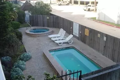 6300 Seawall Boulevard, Galveston, TX 77551 - Photo 8